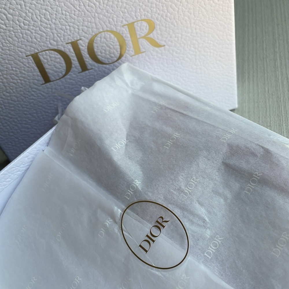 Dior black canvas cosmetics pouch with box - Picture 10 of 17